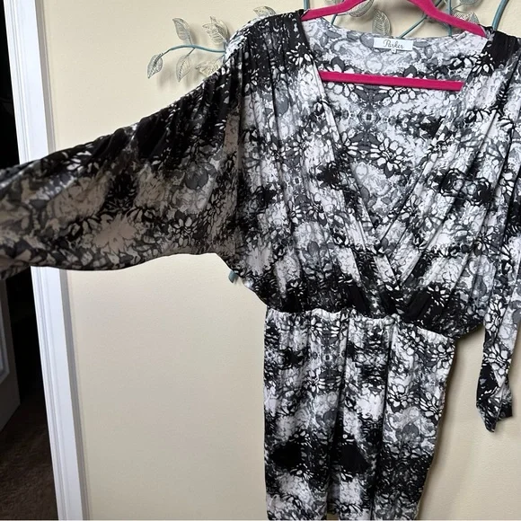 Parker Catalina black & white floral pattern mini dressSz M